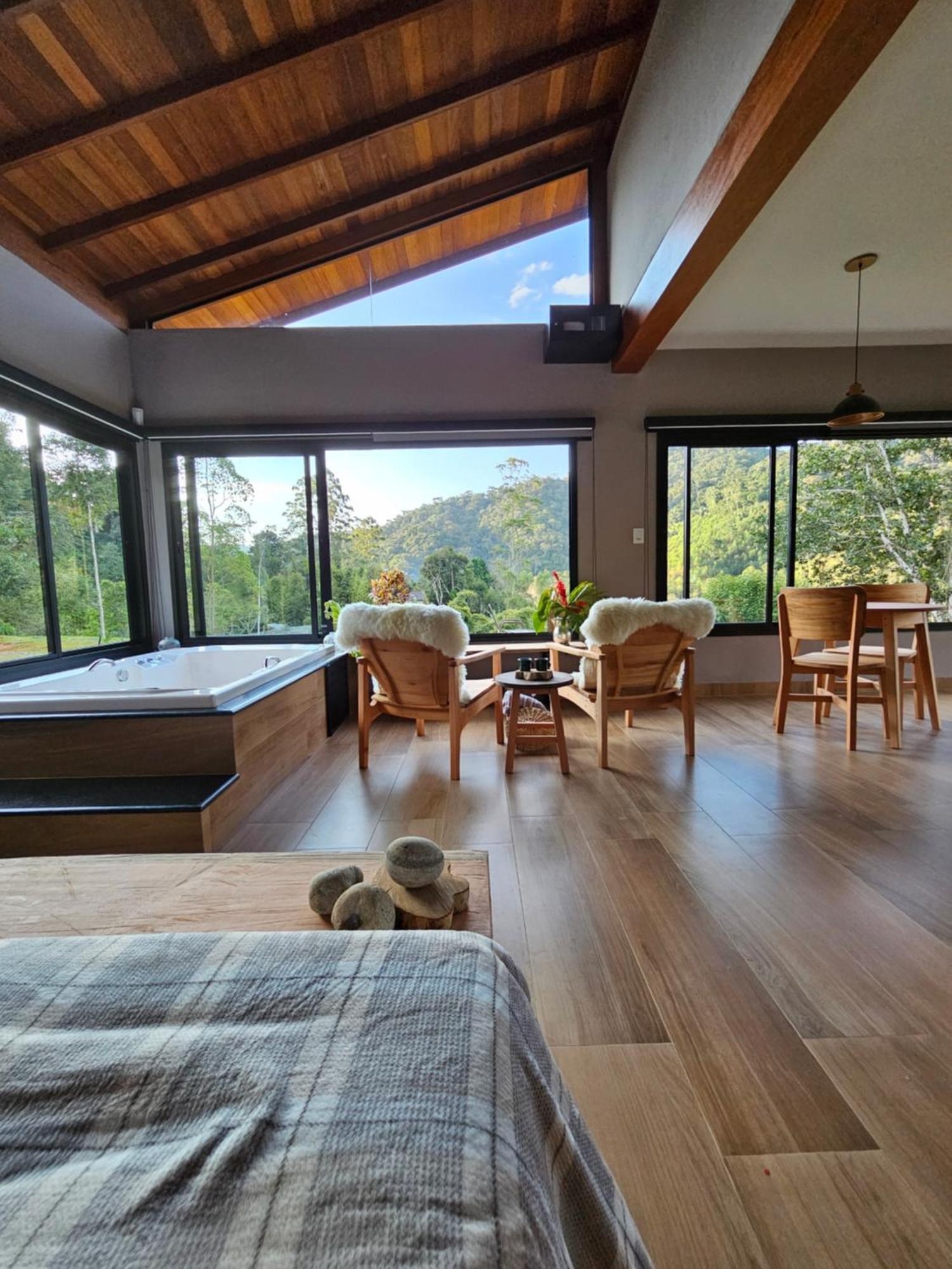 Vila Pinheiro Villa Santa Teresa  Ngoại thất bức ảnh